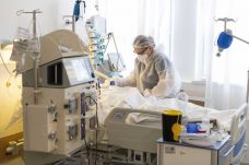 Arafat: fel kell készíteni az egészségügyi rendszert egy esetleges konfliktusra, ha valószínűtlen is