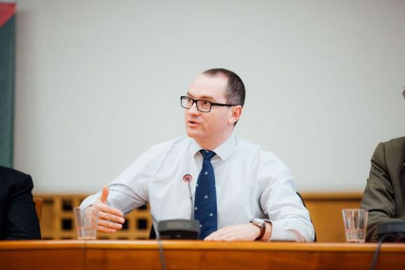 Korodi: uszítás helyett összefogásra kellene buzdítaniuk diákjaikért az iskoláknak