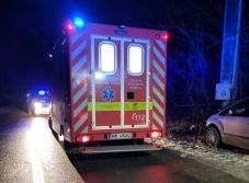 Villanyoszlopnak ütközött egy személygépkocsi Kolozs megyében