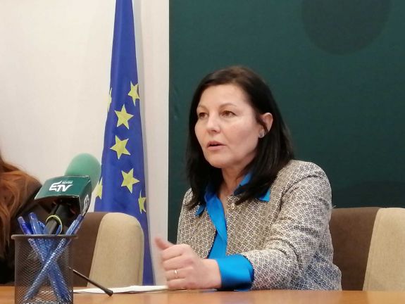 Mégsem költöztetik a hátrányos helyzetű csíkszeredai családokat a Kós Károly Szakközépiskola volt fiúbentlakásába