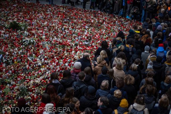 Több mint ezer diák emlékezett meg Prágában az ámokfutás áldozatairól