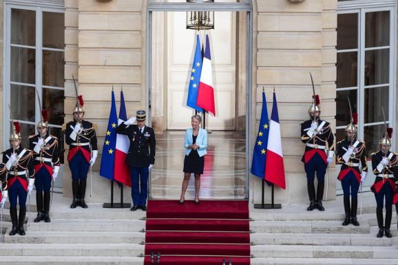 Lemondott a francia miniszterelnök