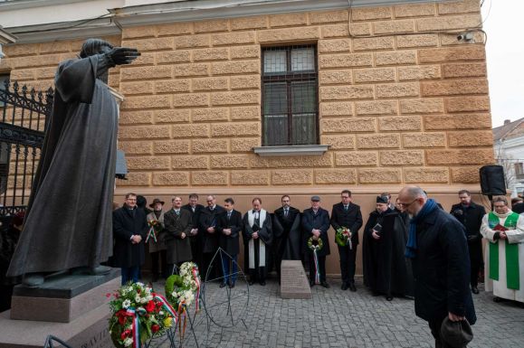 Vallásszabadság napja: figyelmeztet arra, hogy szükségünk van a türelemre, az egymásra figyelésre és a jó szándékra