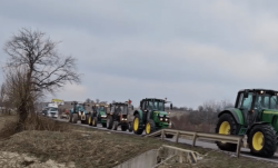Gazdatüntetés: Arad felé tartanak a bihariak, Bukarestben zajlanak a tárgyalások