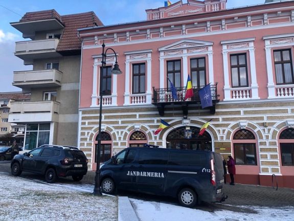 A beruházásokat ellenőrzi a korrupcióellenes ügyészség a Kovászna megyei prefektúrán – a prefektus lakásán is kutattak