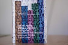 Fiatalok a Kárpát-medencében: tanulmánykötet született az elmúlt két évtized változásairól és kihívásairól