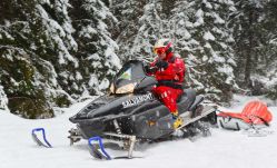 Nyolcvan bajbajutott személyen segítettek a hegyimentők