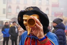 Velencében megkezdődött a karnevál