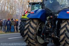 Brassó központjában tüntetnek a gazdák és a fuvarozók