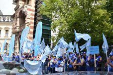 Figyelmeztető sztrájkot tartanak a helyi közigazgatásban dolgozók