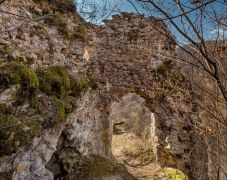 Kezdődhet Sólyomkő várromjának feltárására és felújítására