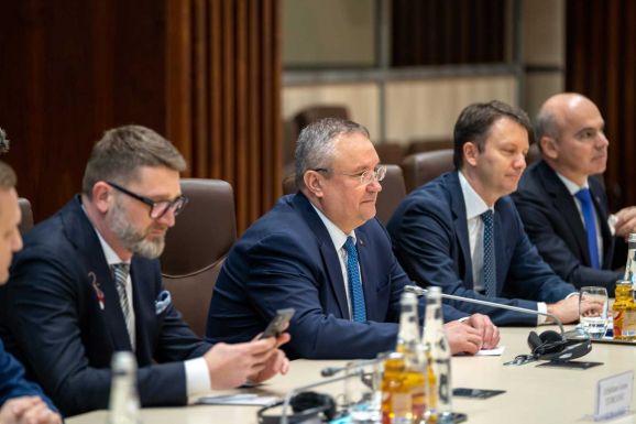 Ciucă: Bukarest továbbra is támogatja a Moldovai Köztársaságot