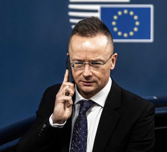 Szijjártó Péter: Veszélyesek az európai katonák Ukrajnába küldéséről szóló nyilatkozatok (VIDEÓ)