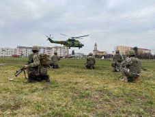 Román vezérőrnagy: egy nukleáris háború nem eredményezne győzteseket, csak egy eltűnő világot
