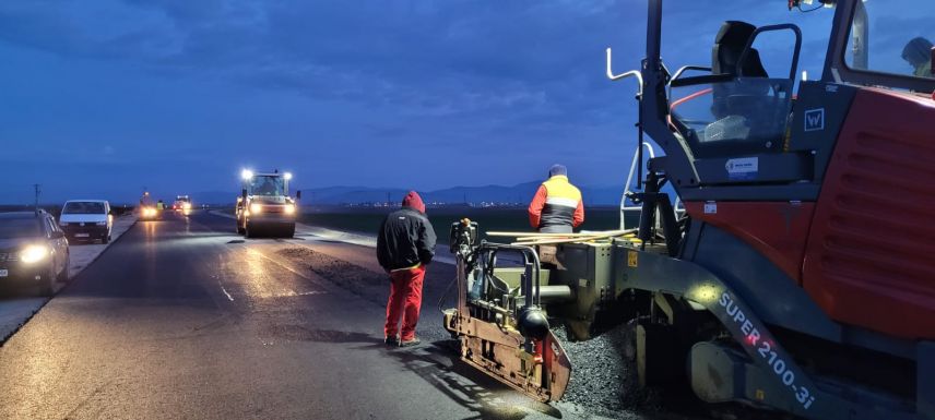 Lendületet vett a sepsiszentgyörgyi terelőút építése: éjjel-nappal aszfaltoznak