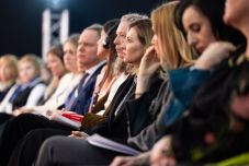 Zelenszka nem ül Navalnaja mellé – az ukrán álláspont szerint minden orosz felelős a háborúért