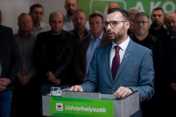 Megpályázza Hargita megye elnöki tisztségét Bíró Barna Botond