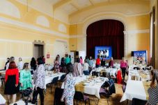 Kreativitással, eleganciával és nőiességgel átszőtt rendezvény Szatmárnémetiben (VIDEÓ) 