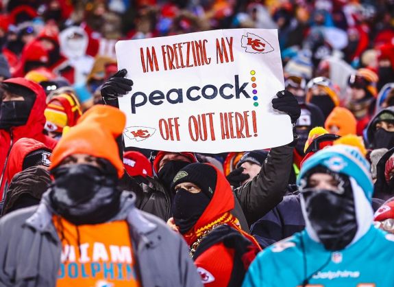 Ujjaikkal „fizettek” a Super Bowl-győztes Kansas City Chiefs szurkolói a meccsnézésért