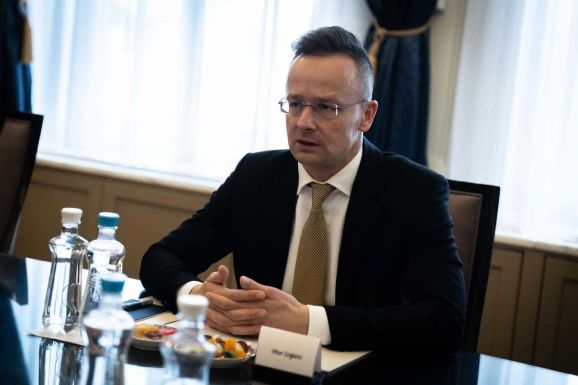 Szijjártó Péter szerint a nemzetközi politikában ma távol áll egymástól a valóság és az ideologikus megközelítés