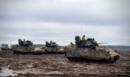 Így fegyverkezik Románia - papíron sokat költünk a hadseregre, a valóságban keveset