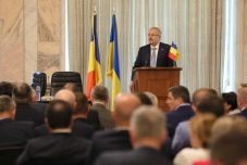 NATO-főtitkári jelölés: PSD-s támogatás Iohannisnak  