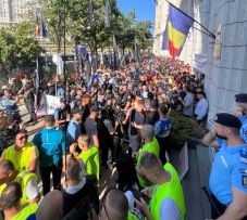 Az elmúlt évek legnagyobb tüntetésére készülnek a rendőrök