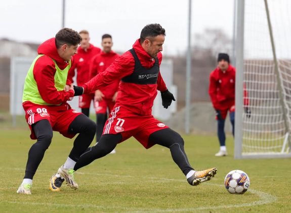 SuperLiga: kezdődik a rájátszás