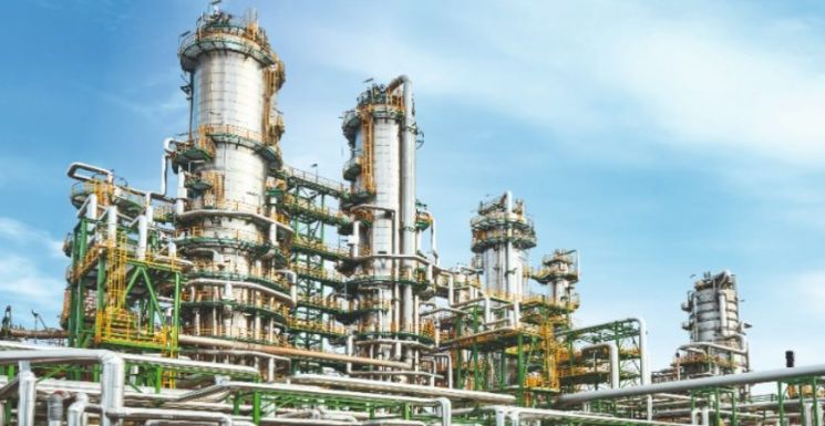 Orosz olajfinomítókat lőttek az ukránok