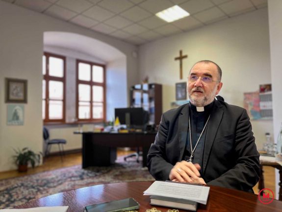 „Gondolkodásmódomban rómaiként határozom meg magam” – Interjú Kovács Gergellyel, a gyulafehérvári főegyházmegye érsekével (I. rész)