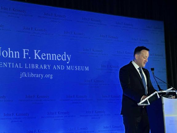 Bejelentette lemondási szándékát a miniszterelnök 