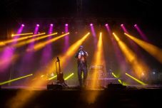 Hivatalos: Azahriah fellép Csíkszeredában