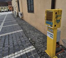 Újra ellopták az életmentő eszközt Brassóban