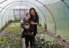 A gyimesi édesanya, aki 21 éve neveli Down-szindrómás lányát: egyesületet, tábort és lakóotthont álmodott a beteg gyerekeknek