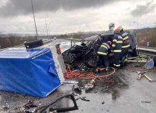 Emberéletet követelt a karánsebesi autóbaleset, sok a sérült