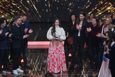 László Eveliné lett az év dala