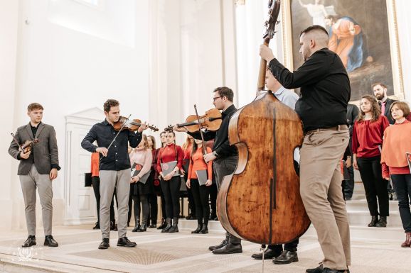 Nagycsütörtöki koncertsorozattal hangolódhatnak az ünnepre Erdély több városában is
