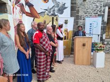 Mauritiusi művésztáborban alkotott Balog István nagyenyedi képzőművész