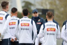 Marco Rossi nem kísérletezik, Edi Iordănescu három játékost is cserélt