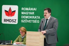 Rangsoroló gyűlést tartott a Szatmár Megyei RMDSZ, újrázhat Pataki Csaba