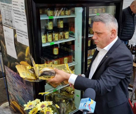 Az agrárminiszter nem hiszi, hogy a romániai baromfitenyésztők „festenék