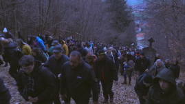 Nagypénteki keresztút Csíksomlyón