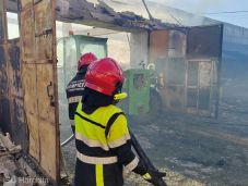 Tizenhét órán küzdöttek a lángokkal Gyergyószentmiklóson