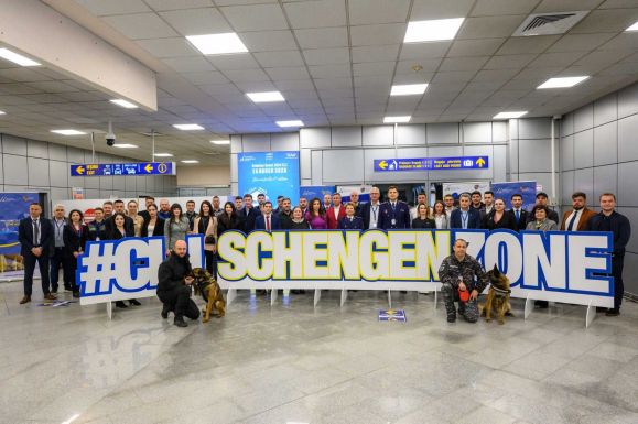 Air Schengen: Olaszországból érkeztek az első utasok a kolozsvári repülőtérre