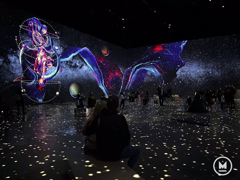 Lenyűgöző kiállítótér Kolozsváron – A MINA immerzív múzeum megnyitóján jártunk (FOTÓRIPORT)