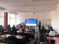 Drogprevenció az iskolában: Hargita megyei diákoknak tartottak előadásokat