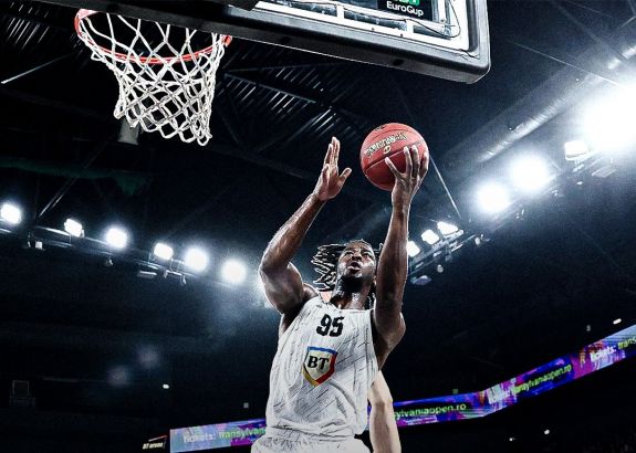 Eurocup: Saját dolgát nehezítette meg, de legyőzte litván ellenfelét a Kolozsvári U-BT