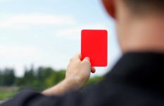 Drogfogyasztás miatt indult kivizsgálás a futball-Eb egyik bírója ellen