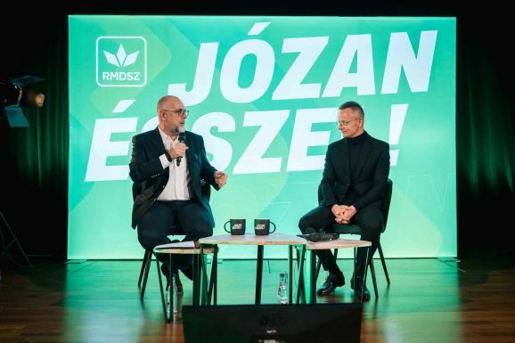 Szijjártó Péter: észszerűségi kérdés a jó román–magyar viszony, az RMDSZ kormányzati szerepe