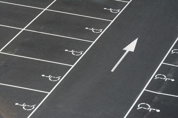 A fogyatékkal élők többségét a család gondozza vagy önállóak